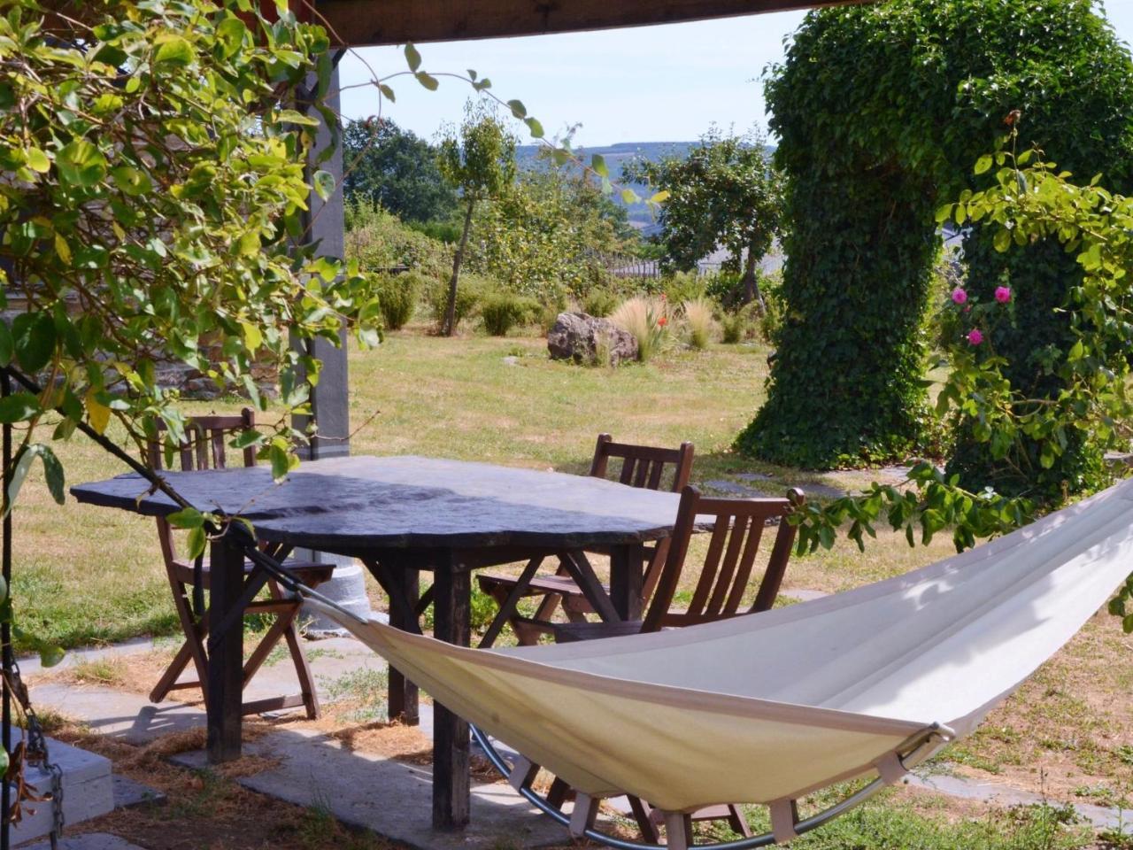 Gorgeous Holiday Home In Stoumont With Garden Exterior photo